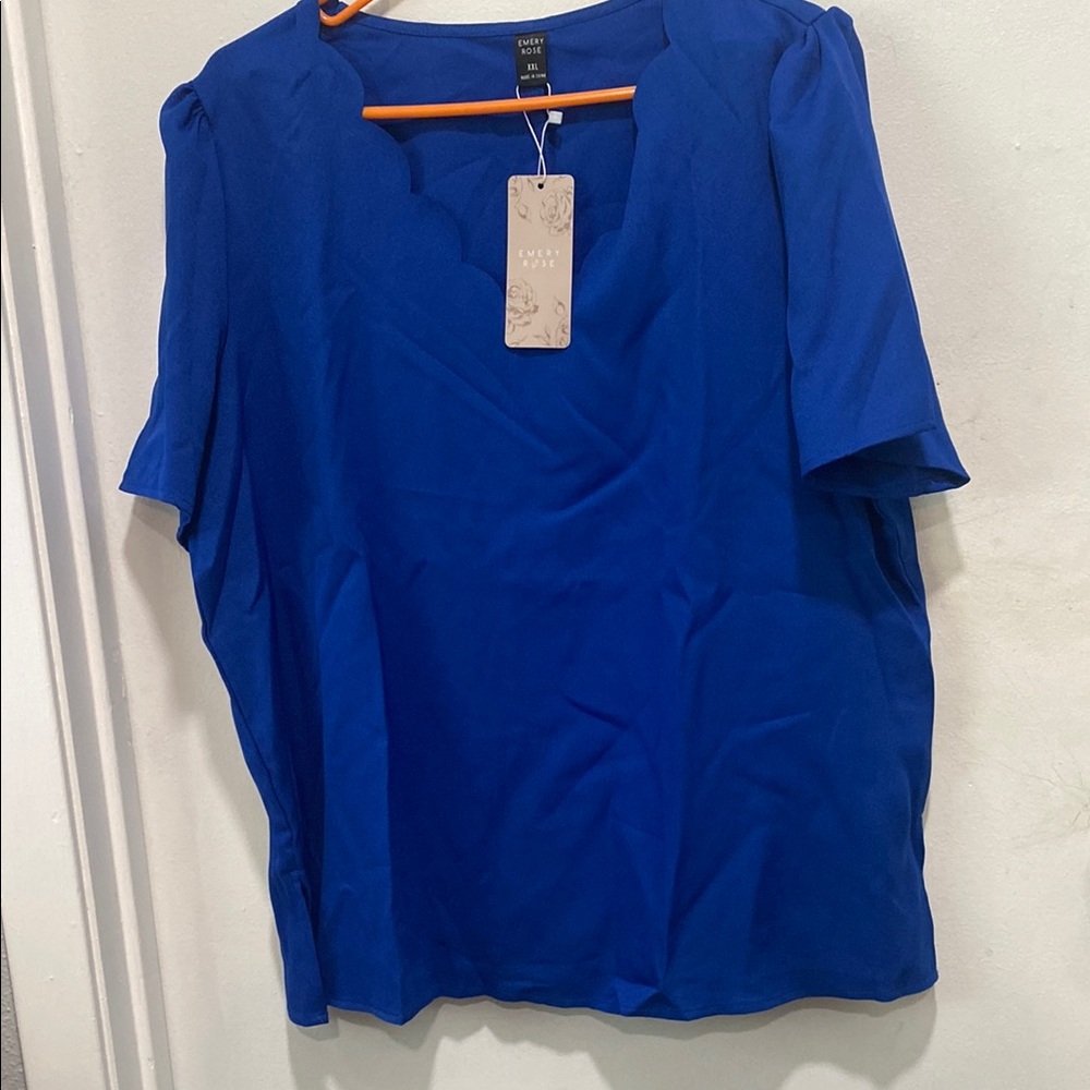 SHEIN women’s scalloped blue blouse, Vibrant Casual Style (C334)